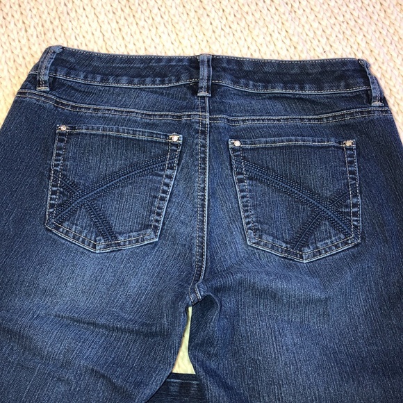 WHBM | Blanc Boot Leg Jeans, Medium/Dark Wash - Picture 3 of 8